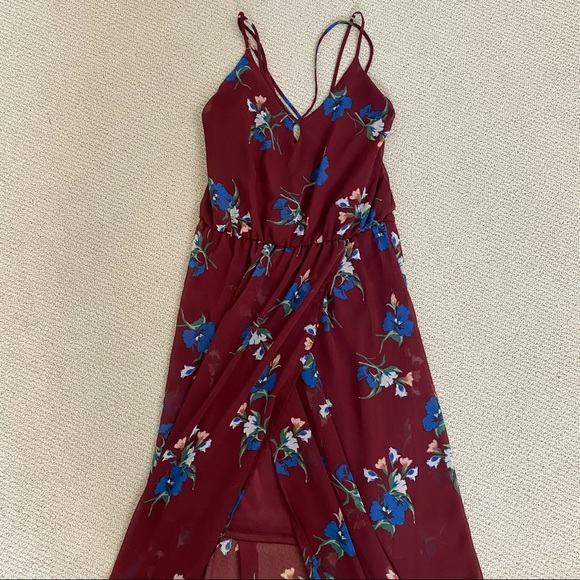 Long Flowy Dress with Slit - Picture 3 of 6